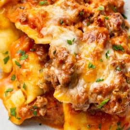 Beef Ravioli Bake: Easy Weeknight Dinner - $5 Dinners | Budget Recipes, Meal Plans, Freezer Meals Beef Ravioli Bake, Baked Ravioli Casserole, Beef Ravioli, Baked Ravioli Recipe, Ravioli Casserole, Baked Ravioli, Baked Penne, Ravioli Bake, Tortellini Bake