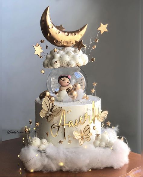 Cake Angel Design, Angel Theme Birthday Cake, Angel Birthday Theme, Angel Theme Cake, Angel Cake Design, Angel Baby Cake, Angel Birthday Cake, Baby Shower Gender Reveal Cake, Baby Shower Cakes Neutral