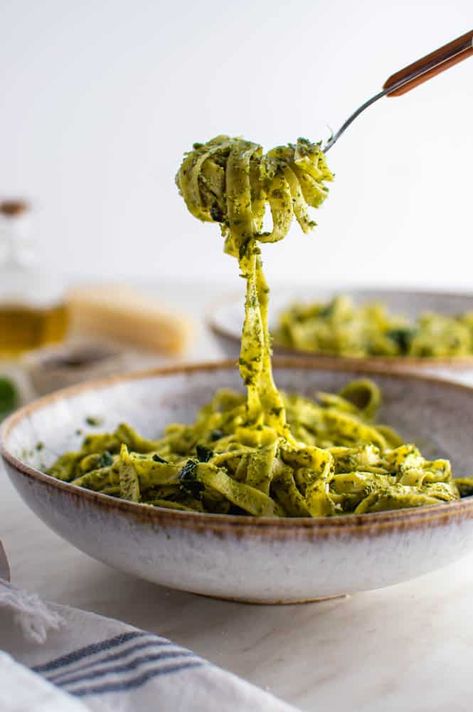 Tagliatelle Pesto Pasta (15 Minutes!) - Sunglow Kitchen Vegan Tagliatelle, Pesto Tagliatelle, Pasta Tagliatelle, Tagliatelle Recipe, Pesto Pasta Recipe, Balanced Plate, Tagliatelle Pasta, Dinner Recipes Healthy Family, Pantry Recipes