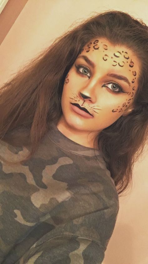 Cheetah Halloween, Cheetah Makeup, Cheetah Costume, Cheer Makeup, Makeup Scary, Cute Halloween Makeup, Holloween Costume, Halloween Makeup Scary, Halloween Costumes Friends