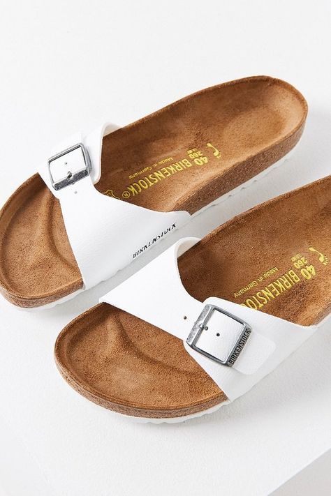 Birkenstock Madrid White, Birkenstock Slides, Shoes Birkenstock, Walk In My Shoes, Sandals White, Birkenstock Madrid, Light Weight Shoes, Girly Stuff, Fall Looks