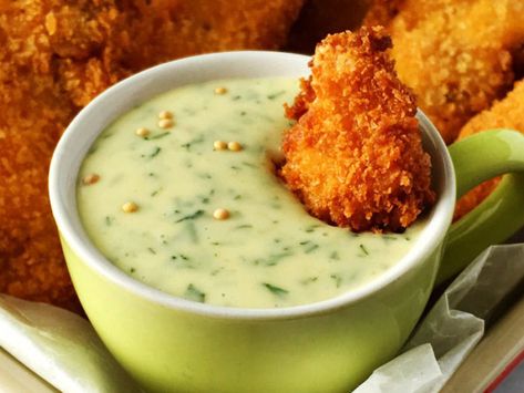 Everyone’s Favourite Honey Dill Mustard Dip Honey Dill Dressing, Honey Dill Dip, Dill Mustard Sauce, Crispy Chicken Strips, Mustard Dip, Creamy Dill Sauce, Dill Dip, Mustard Dipping Sauce, Berry Sauce