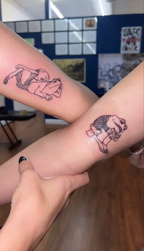 Retro Matching Tattoos, Frog And Toad Matching Tattoo, Frog And Toad Tattoos, Max And Ruby Tattoo, Twinning Tattoos, Toad Tattoos, Frog And Toad Tattoo, Coordinating Tattoos, Family Tattoo Ideas