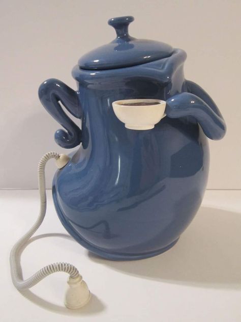 Funky Teapots, Tea Tips, Cute Teapot, Novelty Teapots, Teapots Unique, Outdoor Patios, Tea Kettles, Unique Tea, Clay Teapots