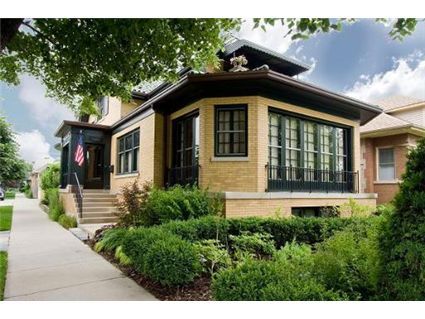 The Ultimate Bungalow - Portage Park Yellow House Black Trim, Blonde Brick House Exterior, Blonde Brick House Exterior Trim Color, Blonde Brick House, Chicago Bungalow Remodel, Yellow Brick House Exterior, Blonde Brick, Yellow Brick House, Yellow Brick Houses