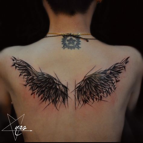 Possessed Character, Tattoo For The Back, Tattoo Designs For Back, Tattoo For Back, Tattoo Backgrounds, Wing Tattoos On Back, Wing Tattoos, Tattoo Removal Cost, Trending Tattoo