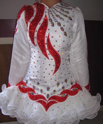 Cute, LOVE IT Irish Dance Dress Designs, Irish Dance Costume, Irish Dance Solo Dress, Irish Step Dancing, Irish Dance Dress, Carnival Decorations, Solo Dress, Dancer Dress, Irish Dancers