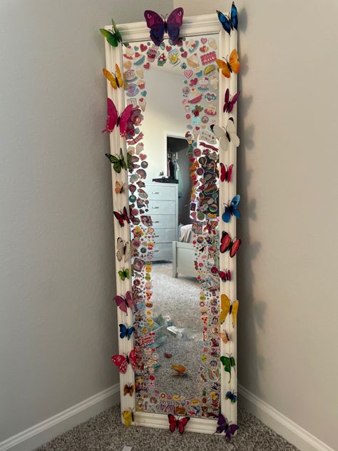 Kaca Aesthetics Kamar, Cute Bedroom Door Ideas, Kaca Cermin Aesthetic, Butterfly Room Decor Aesthetic, Ikea Inspired Bedroom, Mirror Decor Ideas, Home Theater Room Design, Theater Room Design, Butterfly Mirror