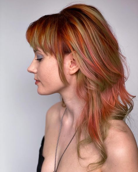 This is one of my all time favorite color combos and cuts I’ve done! I really loved playing with a more muted pallet, it was so much fun mixing natural color and vivids together. Copper hair has and always will be one of my favorites to do. ✨ Color achieved using @pulpriothair ✨ Styled with @randco ✨ Tools @dysonbeauty ✨ #pulpriot #pulpriothair #pulpriotisthepaint #copperhair #cowboycopper #mobwifeaesthetic #animehair #aprilfoolsprank #marchdump #orlandohairstylist #beautylaunchpad #behin... Shadow Root Copper Hair, Orange Brown Hair, Calico Hair, Color Block Hair, Haute Hair, Bright Hair Colors, Copper Hair, Hair Stylist Life, Hairstyles Haircuts