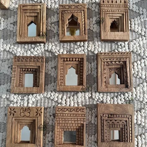 Indian carved wooden bench - Etsy Indian Haveli, Wall Hanging Mirror, Indian Wall Art, Wooden Temple, Mirror Antique, Ethnic Decor, Indian Temple, Hanging Wall Mirror, Temple Design