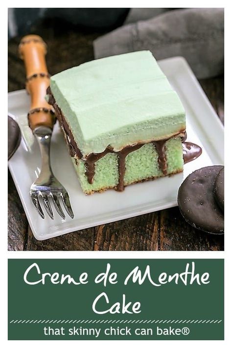 Homemade White Cakes, Red Birthday Cake, Mint Desserts, Dessert From Scratch, Mint Cake, Green Desserts, Mint Recipes, Red Birthday, Homemade Fudge