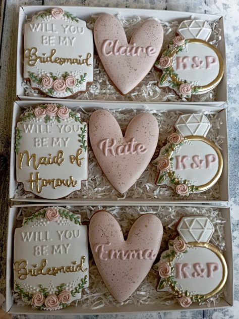 Bridesmaid Cookies Decorated, Bridesmaids Proposal Cookies, Bridal Party Proposal Cookies, Will You Be My Bridesmaid Cookie, Bridesmaid Proposal Cookie Ideas, Bridesmaid Cookie Proposal, Will You Be My Bridesmaid Cookies, Bridesmaids Cookies, Will U Be My Bridesmaid