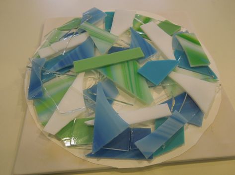 Fused Glass Ideas Tutorials, Fused Glass Plates Bowls, Broken Glass Crafts, Fused Glass Dishes, Fused Glass Wall Art, Fused Glass Bowl, Fused Glass Plates, Glass Votives, Glass Fusion Ideas