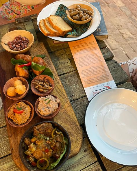 Our featured activity is the @dustyroadtownshipexperience_ - is a unique traditional dining experience in the heart of Victoria Falls. Get a taste of the vibrant local lifestyle and culture while enjoying real artisanal food cooked from a Zimbabwean kitchen. Contact us for more info... #DustyRoad #VictoriaFalls #Zimbabwe Zimbabwe Food, Traditional Dining, Artisan Food, Victoria Falls, Snap Food, Zimbabwe, Dining Experience, Dining Experiences, In The Heart