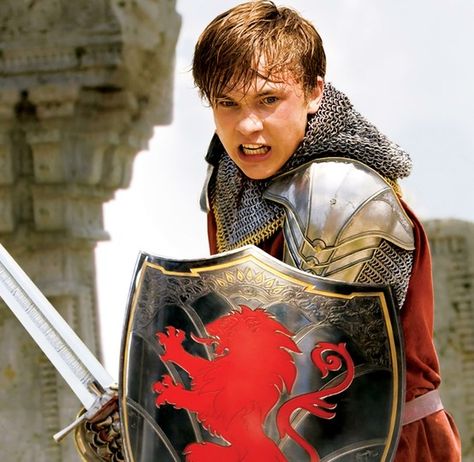 Peter Pevensie(The Chronicles Of Narnia) Narnia Characters, Narnia Movies, Peter Pevensie, Narnia Prince Caspian, Narnia 3, William Moseley, The Chronicles Of Narnia, Prince Caspian, Weta Workshop