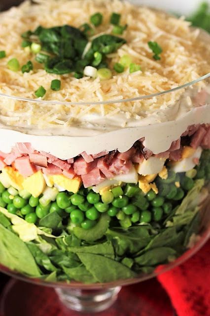 Close Up of the Layers in Make-Ahead Layered Spinach Salad Image Layered Spinach Salad, Pesto Tortellini Salad, Salad For A Crowd, Layered Taco Salads, Shredded Brussel Sprout Salad, Cooked Ham, Layered Salad Recipes, Buttermilk Ranch Dressing, Make Ahead Salads