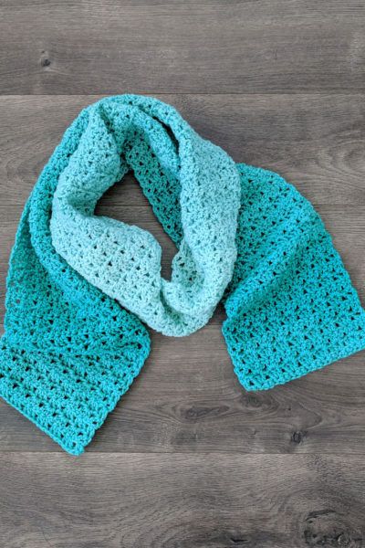 Garter Stitch Scarf Pattern, Shawl Crochet Pattern Free, Triangle Shawl Crochet Pattern Free, Simple Scarf Pattern, Crochet Project Patterns, Triangle Shawl Crochet Pattern, Triangle Shawl Crochet, Beginner Haken, Garter Stitch Scarf