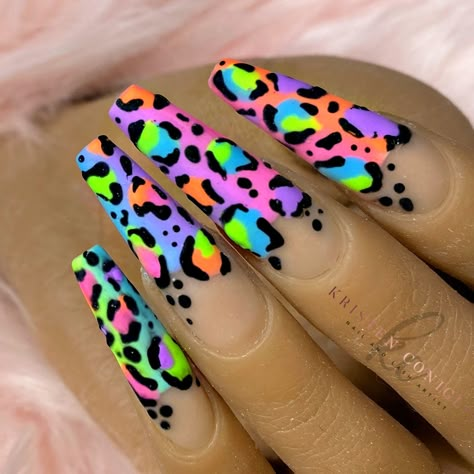 Neon Toe Nails, Nails Animals, Nails Leopard Print, Nails Leopard, Do It Yourself Nails, Art Tricks, Character Nails, Print Nail Art, Nails Neon