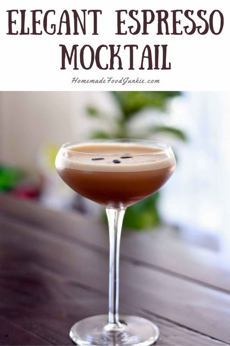 Elegant Espresso Mocktail Cold Brew Mocktail, Mocktail Espresso Martini, Espresso Martini Mocktail Recipe, Espresso Mocktini, Esspresso Martini, Cold Espresso, Mock Cocktails, Easy Mocktail Recipes, Desert Drinks