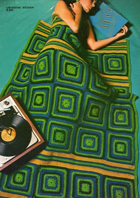 Groovy Crochet, Motifs Granny Square, 60s Patterns, Crochet Granny Square Blanket, Vintage Crochet Pattern, Crochet Vintage, Crochet Simple, Manta Crochet, Granny Square Blanket