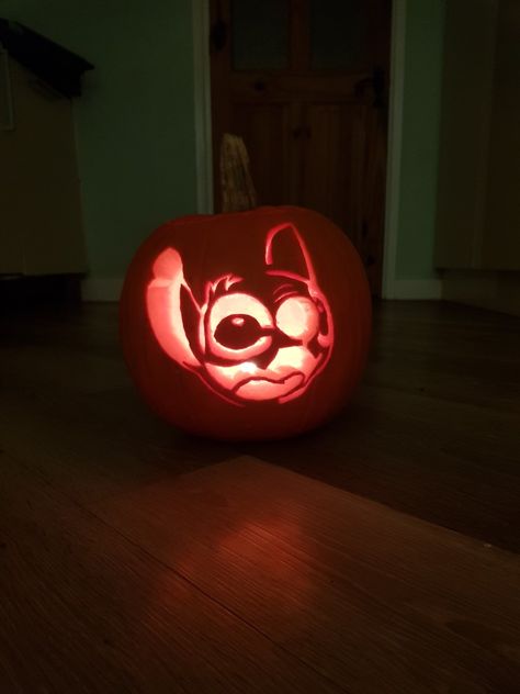 Pumpkin carving 
Jack o lantern
Stitch Lilo And Stitch Pumpkin Carving, Stitch Pumpkin Carving Ideas, Pumpkin Carving Stitch, Pumpkin Carving Ideas Stitch, Stitch Pumpkin Carving, Pumpkins Designs, Stitch Pumpkin, Mixed Pictures, Creative Pumpkin Painting