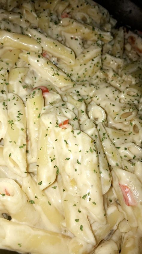 Alfredo Pasta Snapchat Story, Pasta Snapchat Streak, Pasta Snapchat Story, Pasta Snapchat, Pasta Snap, Homemade White Sauce, White Sauce Pasta, Sauce Pasta, Snapchat Story