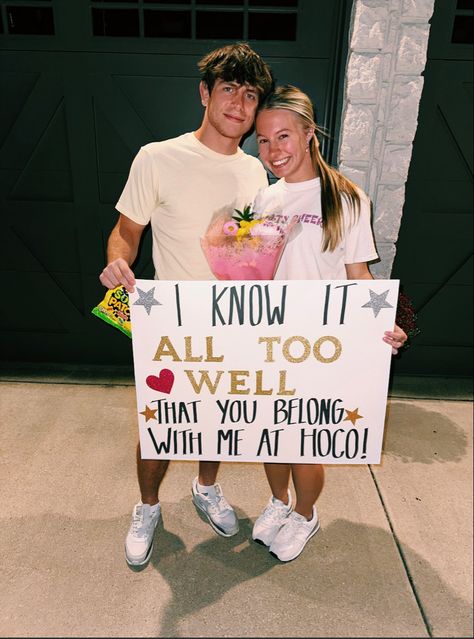 Hoco Funny Proposals Ideas, Taylor Swift Formal Proposal, Kpop Hoco Proposals Ideas, Cute Hoco Proposals Taylor Swift, Cute Promposals Taylor Swift, Formal Dance Proposal Ideas, Song Promposal Ideas, Dance Proposal Ideas For Friends, Hoco Proposals Ideas Olivia Rodrigo