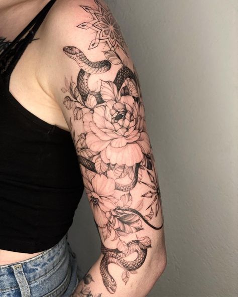 Dorota Masalska on Instagram: “🐍���🐍🐍 Done at @xy_studio_ ⚪️⚫️ #tattoo #tattoos #ink #inked #art #girlytattoo #peonytattoo #inkspiration #fineline #snaketattoo #snake…” Snake And Flowers Tattoo, Carnation Tattoo, Brain Tattoo, Shin Tattoo, Garden Tattoos, Flower Tattoo Arm, Forearm Tattoo Women, Female Tattoo Artists, Peonies Tattoo