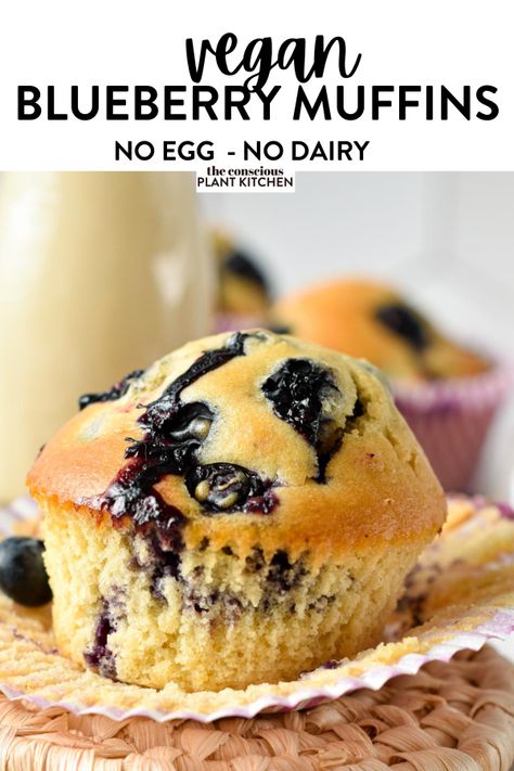 Vegan Blueberry Muffin Recipe, Vegan Breakfast Muffins, Quick Sweets, Healthier Me, Vegan Blueberry Muffins, Banana Blueberry Muffins, Low Carb Low Fat Recipes, Berry Muffins, Vegan Muffins