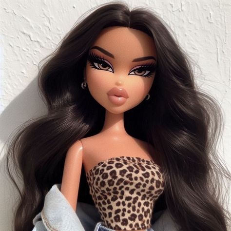 Bratz Doll Hair, Brunette Hazel Eyes, Female Samurai Art, Cool Cartoon Drawings, Bratz Yasmin, Disney Swag, Brown Hair Green Eyes, Black Bratz Doll, Female Samurai