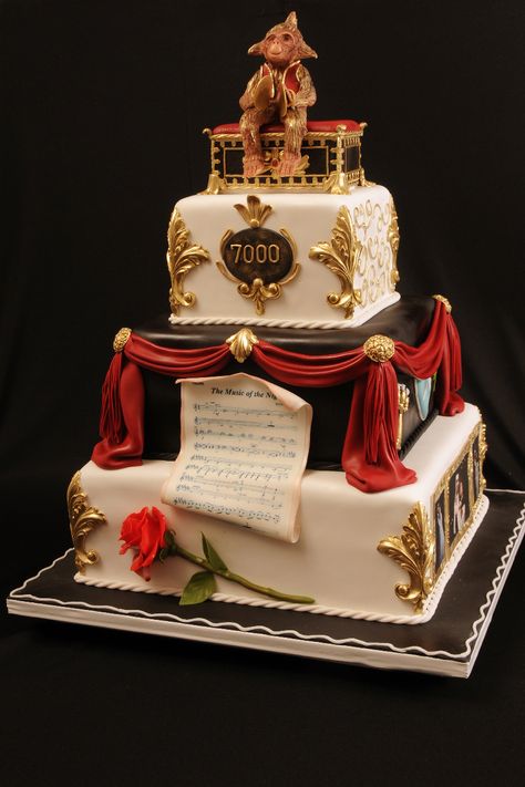 Phantom Of The Opera Cake, Phantom Of The Opera Wedding, Theatre Cake, Opera Wedding, Opera Cake, Sweet 16 Themes, Gorgeous Cakes, The Opera, Phantom Of The Opera