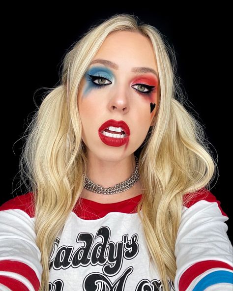 Harley Quinn Make Up Looks, Harley Quinn Birds Of Prey Makeup, Kids Harley Quinn Makeup, Harley Quinn Makeup Kids, Simple Harley Quinn Makeup, Harley Quinn Makeup Looks, Harley Quinn Hair Ideas, Trucco Harley Quinn, Harly Quinn Makeup Looks