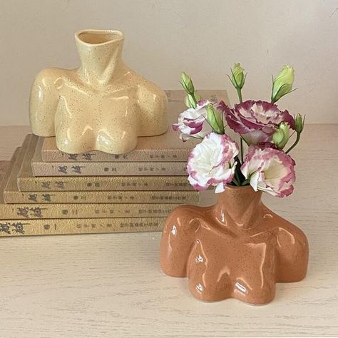 Cheap Vases, Office Flowers, Keramik Design, Estilo Art Deco, Keramik Vase, Modern Vase, Types Of Flowers, Studio Apartment, Art Decoration