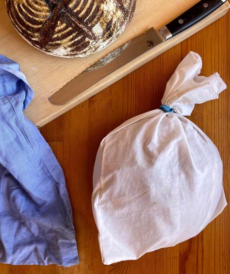 How to Store and Keep Bread Fresh Without Single-Use Plastic - Zero-Waste Chef No Yeast Bread, Bread Soft, How To Store Bread, Wild Yeast, Bread Storage, Stale Bread, Freezer Bags, Bread Bags, Yeast Bread