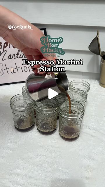 Cocktails (21+ to follow) on Instagram: "Grab your besties for a night in!✨☕ This espresso martini station is real life dream!🤤🍸🤎 Link for mason jars is in our bio!😍 @cocktails may earn commission through links in our socials! Inspo: @katyiwanksi 🫶 #espresso #martini #espressomartini #station #espressomartinistation #martinibar #espressomartinibar #fun #cute #cocktail #cocktailnight #love #yummy #delicious #drink #idea #inspo #vodka #coffee #coffeelovers #cute #fyp" Espresso Martini Station, Espresso Martini Bar Wedding, Tini Bit Older Decor Espresso, Espresso Martini Party, Drink Station Ideas Party, Martini Bar Wedding, Martini Station, Espresso Martini Bar, Theme Snack