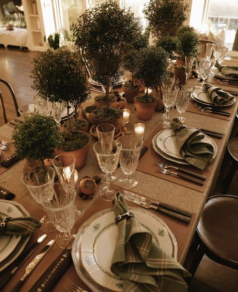 Adrienne Bailon Houghton’s Ralph Lauren themed tablescape. Host Thanksgiving, Adrienne Bailon, Cruel Intentions, Entertaining Gifts, Hosting Thanksgiving, First Thanksgiving, Cigars And Whiskey, Thanksgiving Tablescapes, Great Room