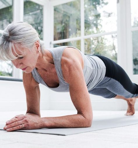 fitness over 60 Yoga Kurse, Senior Health, Anti Aging Tips, Senior Fitness, Lower Blood Pressure, Yoga Benefits, Best Anti Aging, Weight Training, Core Workout