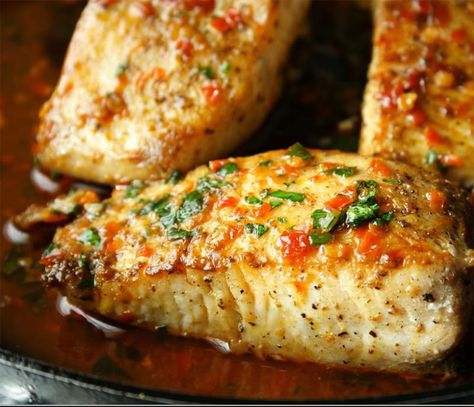 Striper Fish, Mahi Recipes, Sambal Sauce, Sambal Oelek, Paleo Life, Deep Breaths, Pescatarian Recipes, How To Cook Fish, Fish Dinner