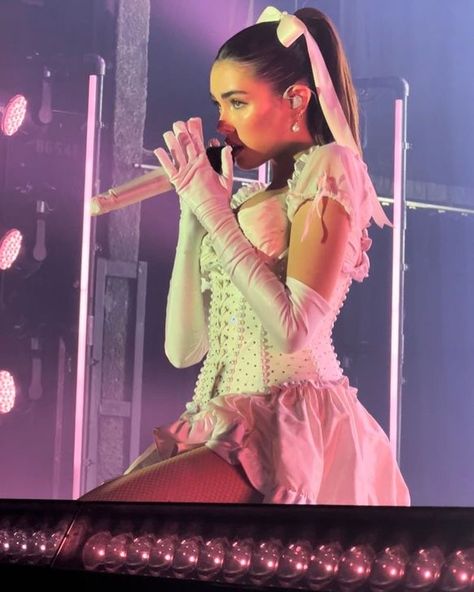 Madison Beer, Pop Star, Beer, Concert, Pink, On Instagram, White, Instagram