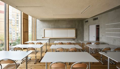 David Romero, Classroom Architecture, Paris Suburbs, Simone Veil, Classroom Interior, Tuition Centre, Modern Classroom, School Interior, School Building