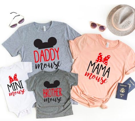 Mama Mouse Mini Mouse, Mommy And Me Disney, Disney Birthday Shirts, Disney Family Outfits, Matching Vacation Shirts, Tutu Minnie, Disney Birthday Shirt, Disney Family Shirts, Disney Family Vacation Shirts