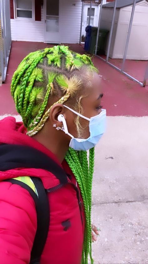 Blonde Green Braids, Green Skunk Stripe Braids, Green And Yellow Braids, Pink And Green Hair Black Women, Knotless With A Heart, Blonde And Green Braids, Lime Green Braids, Pink And Green Braids, Green Braids For Black Women