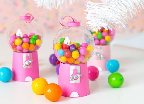 19 fun, easy DIY Christmas ornaments to make with kids - Care.com Resources Ornaments To Make With Kids, Christmas Ornaments Kids Can Make, Ornaments Kids Can Make, Christmas Ornaments Kids, Easy Diy Christmas Ornaments, Candy Theme Birthday Party, Candy Land Birthday Party, Valentine's Day Crafts, Candyland Birthday