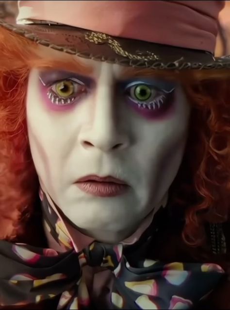 Mad Hatter Makeup Men, Hatter Makeup, Mad Matter, Mad Hatter Makeup, Mad Hatter Halloween Costume, Scary Characters, Character Makeup, Male Makeup, Fav Movies