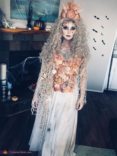 Scary Sea Queen Costume - Halloween Costume Contest Diy Sea Witch Costume, Sand Witch Costume, Mermaid Witch Costume, Sea Hag Costume, Shipwreck Costume, Sea Queen Costume, Scary Mermaid Costume, Sea Goddess Costume, Sea Monster Costume