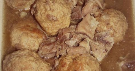 French Canadian Pig's Feet and meatball ragout Diy Christmas Desserts, Ground Pork Meatballs, Canadian Foods, Ragout Recipe, England Recipes, Canadian Cuisine, Pork Hock, Appetizers Christmas, Pork Meatballs