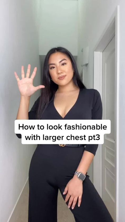 a424ed4bd3a7d6aea720b86d4a360f75desc48060512ri Dresses For Big Bust, Big Bust Fashion, Inverted Triangle Outfits, Hourglass Outfits, Accident Insurance, Flattering Outfits, Diy Fashion Hacks, Fashion Top Outfits, Outfit Look