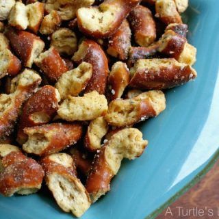 Ranch Sourdough Pretzel Bites - A Turtle's Life for Me Ranch Pretzels Recipe, Hard Pretzels Recipe, Sourdough Pretzel Bites, Sourdough Pretzel, Sourdough Pretzels, Ranch Pretzels, Salt Block Cooking, Seasoned Pretzels, Pretzel Bites Recipes