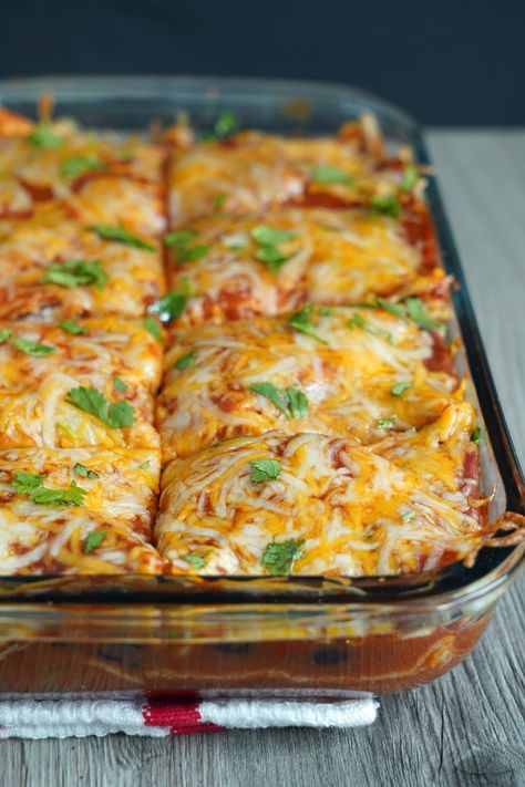 Casserole Enchilada, Enchiladas Mexicanas, Vegetarian Enchilada, Vegetarian Enchilada Casserole, Vegetarian Casserole Recipes, Vegetarian Casserole, Vegetarian Enchiladas, Vegetarian Mexican, Vegetarian Main Dishes