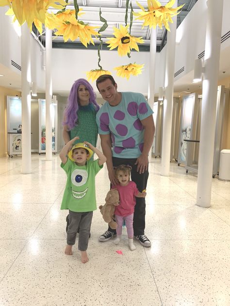 Monsters Inc Costumes, Family Costumes For 4, Monsters Inc Halloween Costumes, Disney Family Costumes, Monsters Inc Halloween, Family Themed Halloween Costumes, Themed Halloween Costumes, Diy Monsters, Diy Halloween Costume